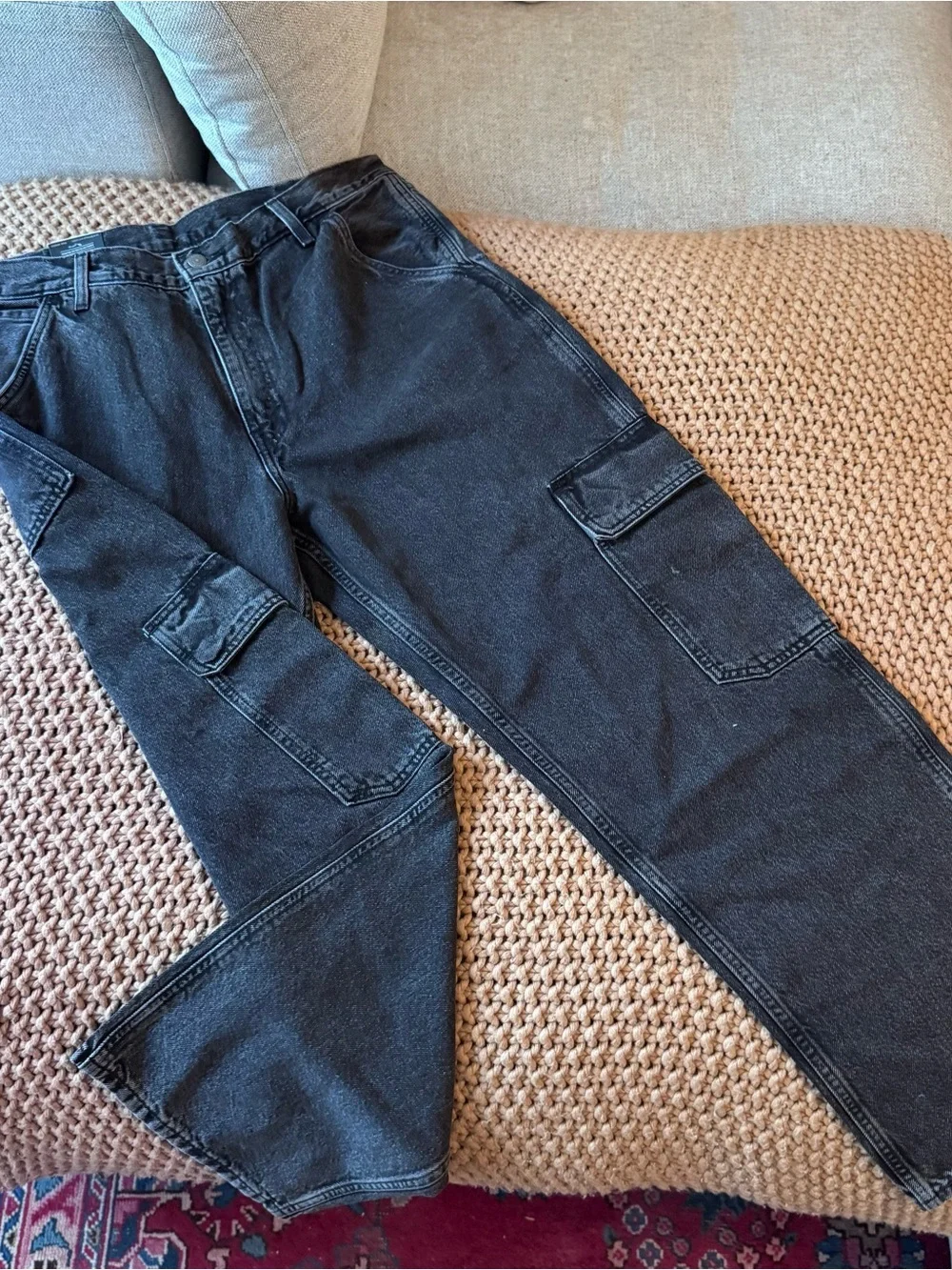 Levi’s Premium 568 Loose Straight Cargo Jeans Black Wash 38x32 NWT